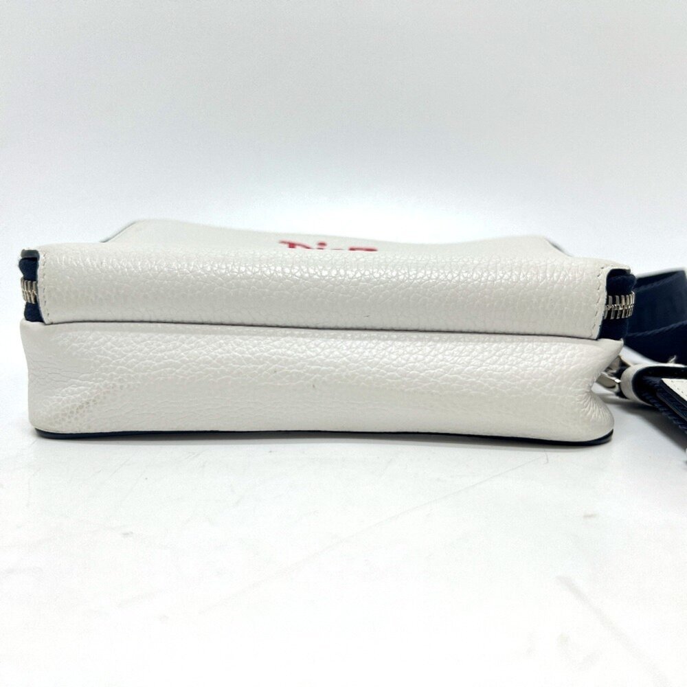 CHRISTIAN DIOR White Leather Shoulder Bag - Picture 3 of 16